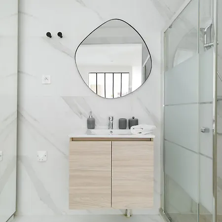 Modern Next To Saint Germain 4pax Appartamento