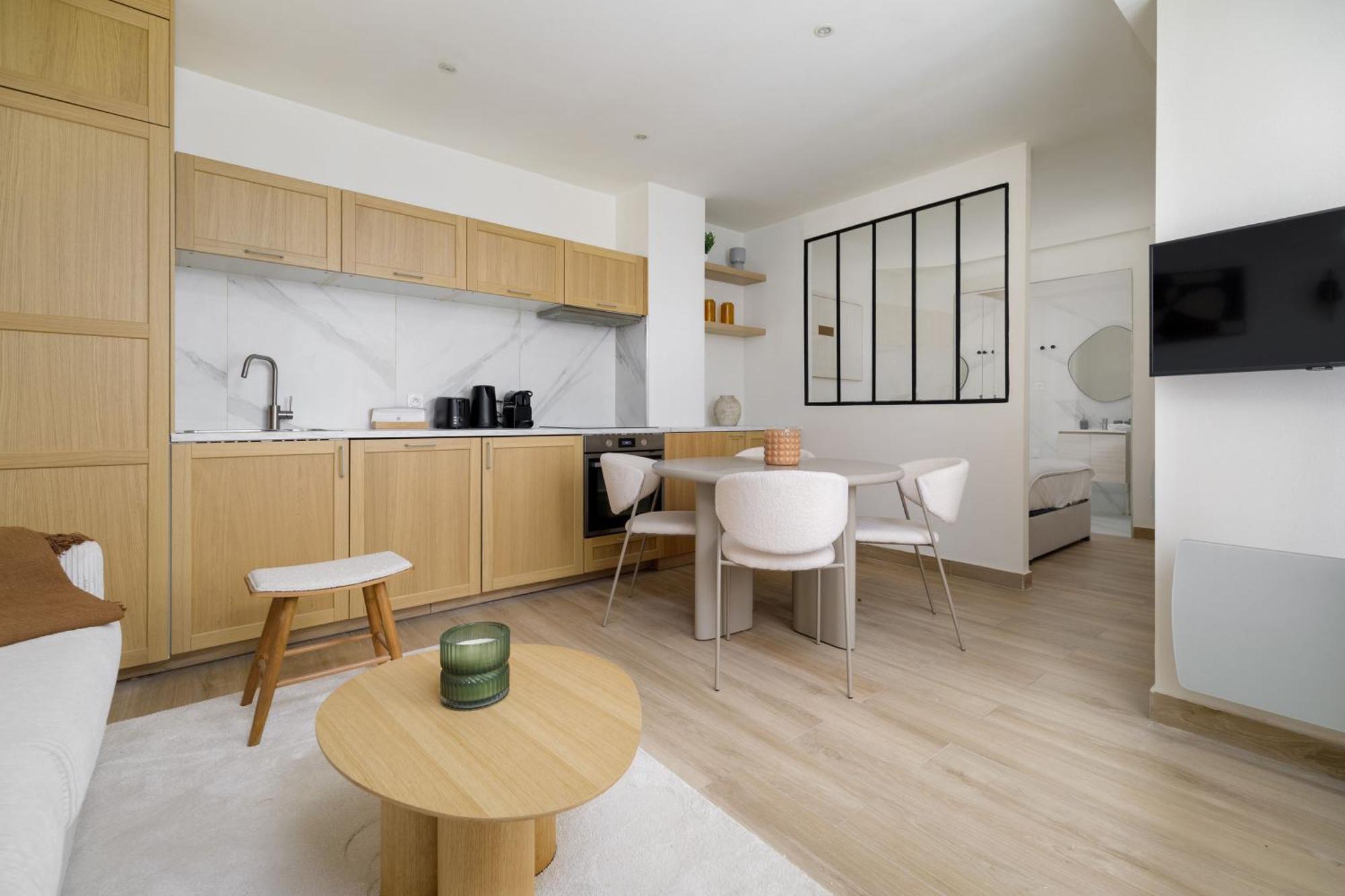 Modern Next To Saint Germain 4pax Apartment